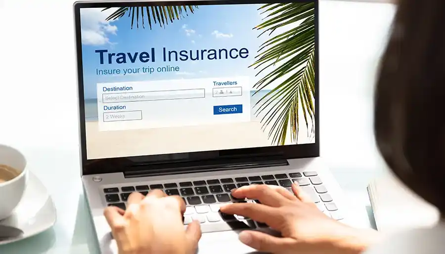 5 Reasons Why You Should Buy a Travel Insurance Online